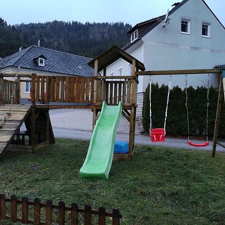 Gasthof Zum Falkenstein Hotel Schwarzau im Gebirge Bagian luar foto