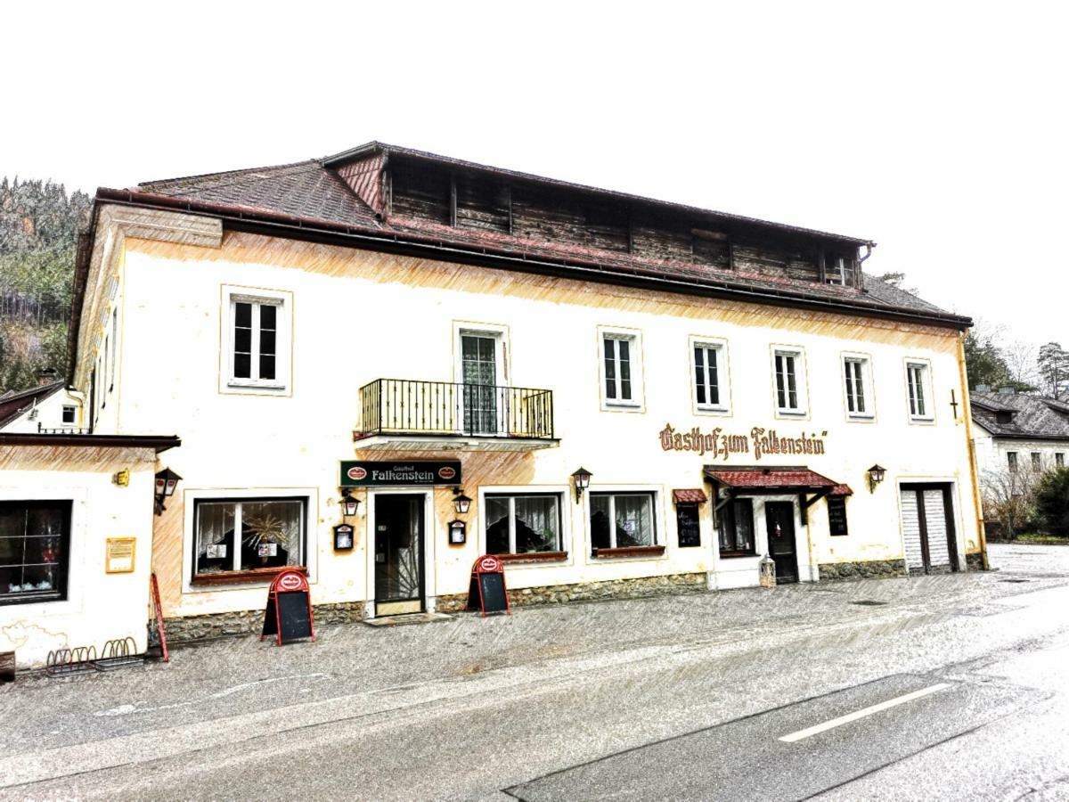 Gasthof Zum Falkenstein Hotel Schwarzau im Gebirge Bagian luar foto